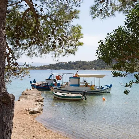 Elena Villa Loutráki