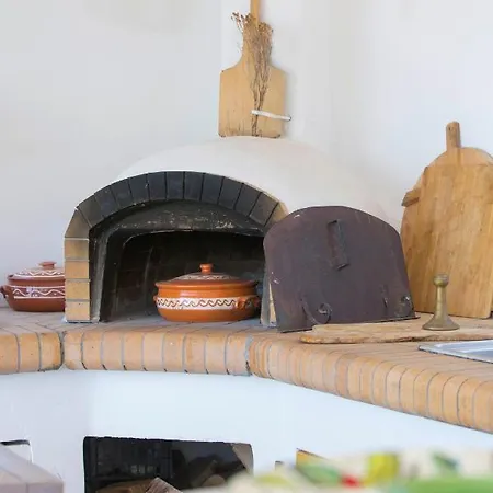 Elena 빌라 루트라키