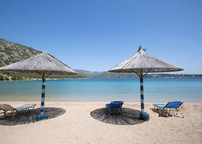 Elena Villa Loutráki